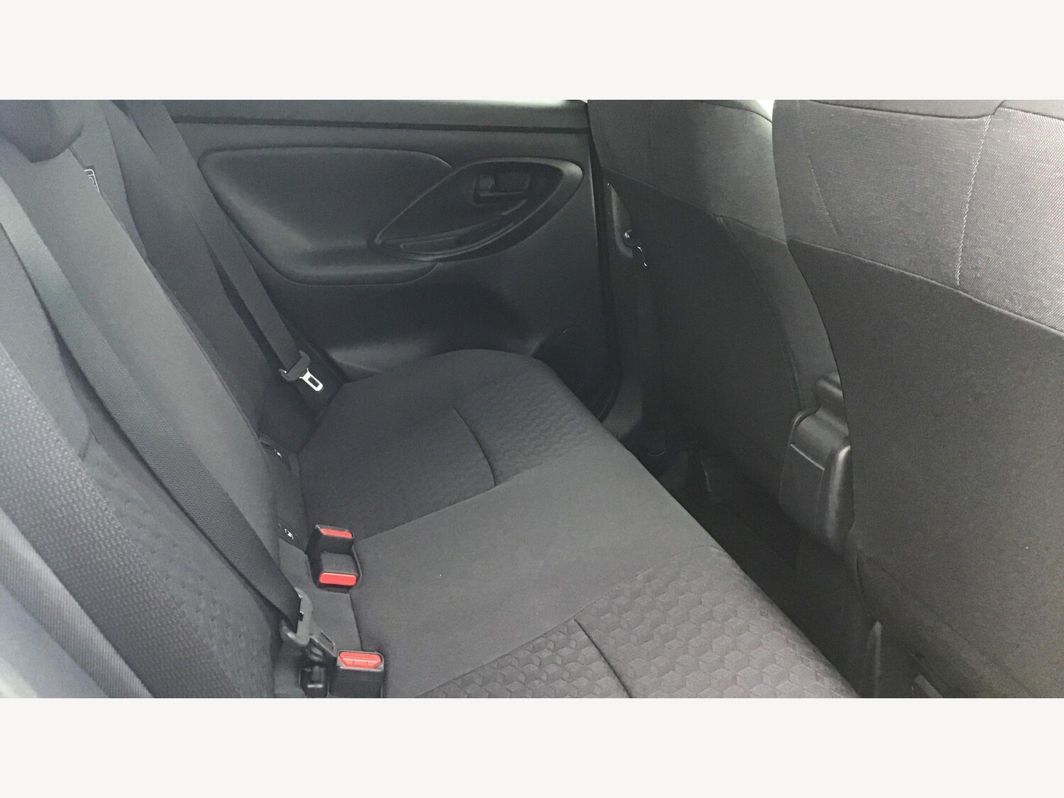 Used Toyota Yaris 2022 for sale - 78156875: Photo 14