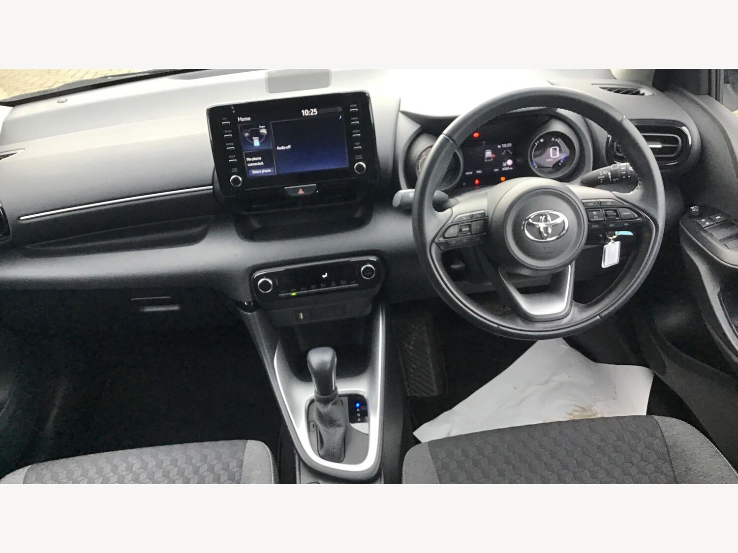 Used Toyota Yaris 2022 for sale - 78156875: Photo 7