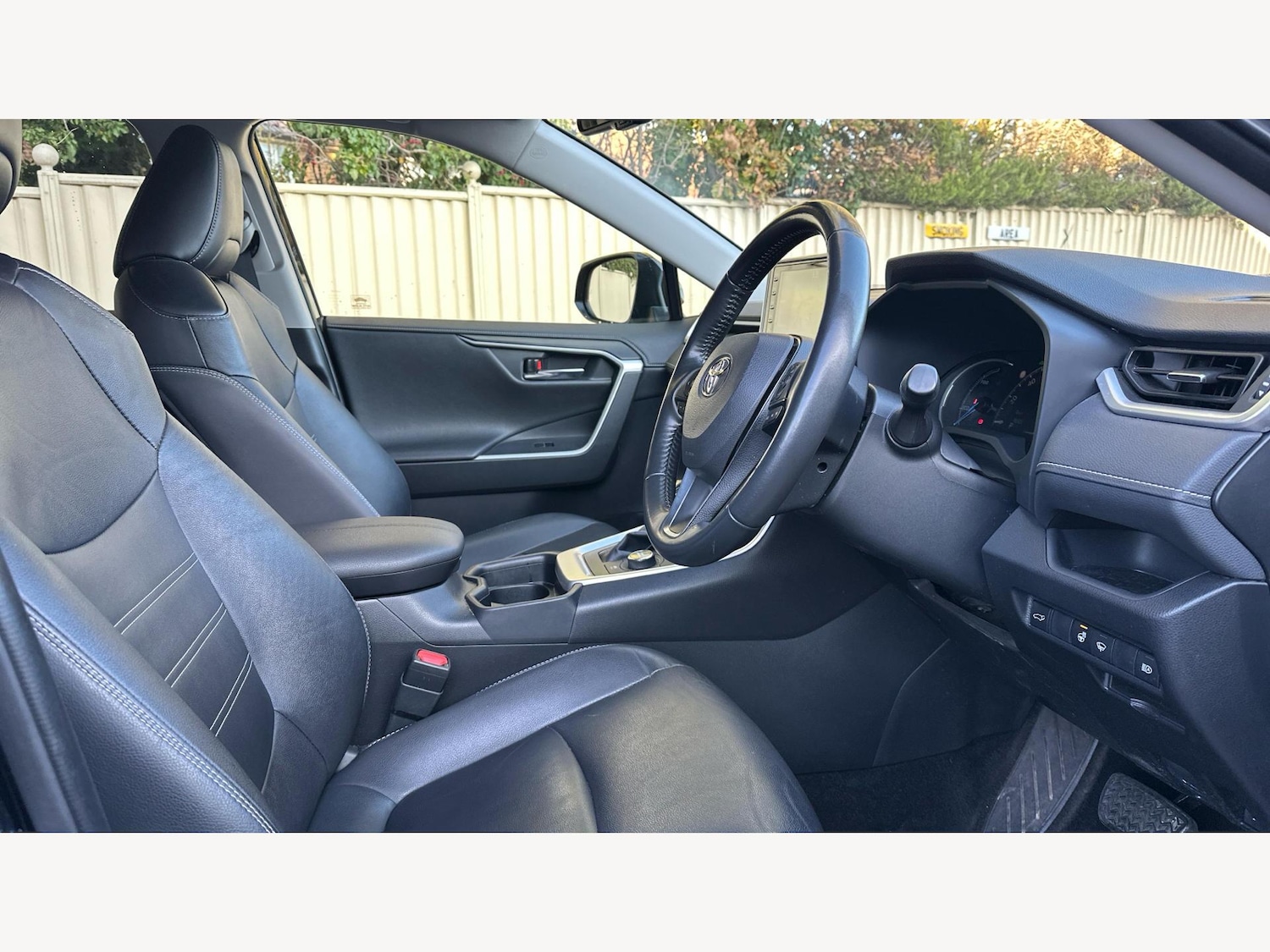 Used Toyota RAV4 2022 for sale - 76657279: Photo 13