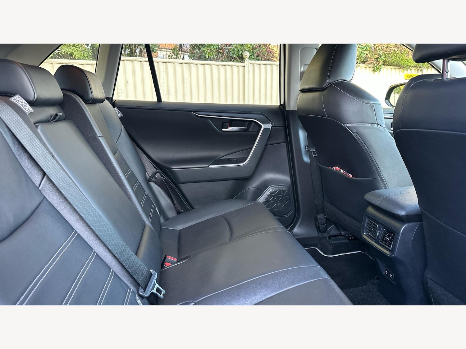 Used Toyota RAV4 2022 for sale - 76657279: Photo 14