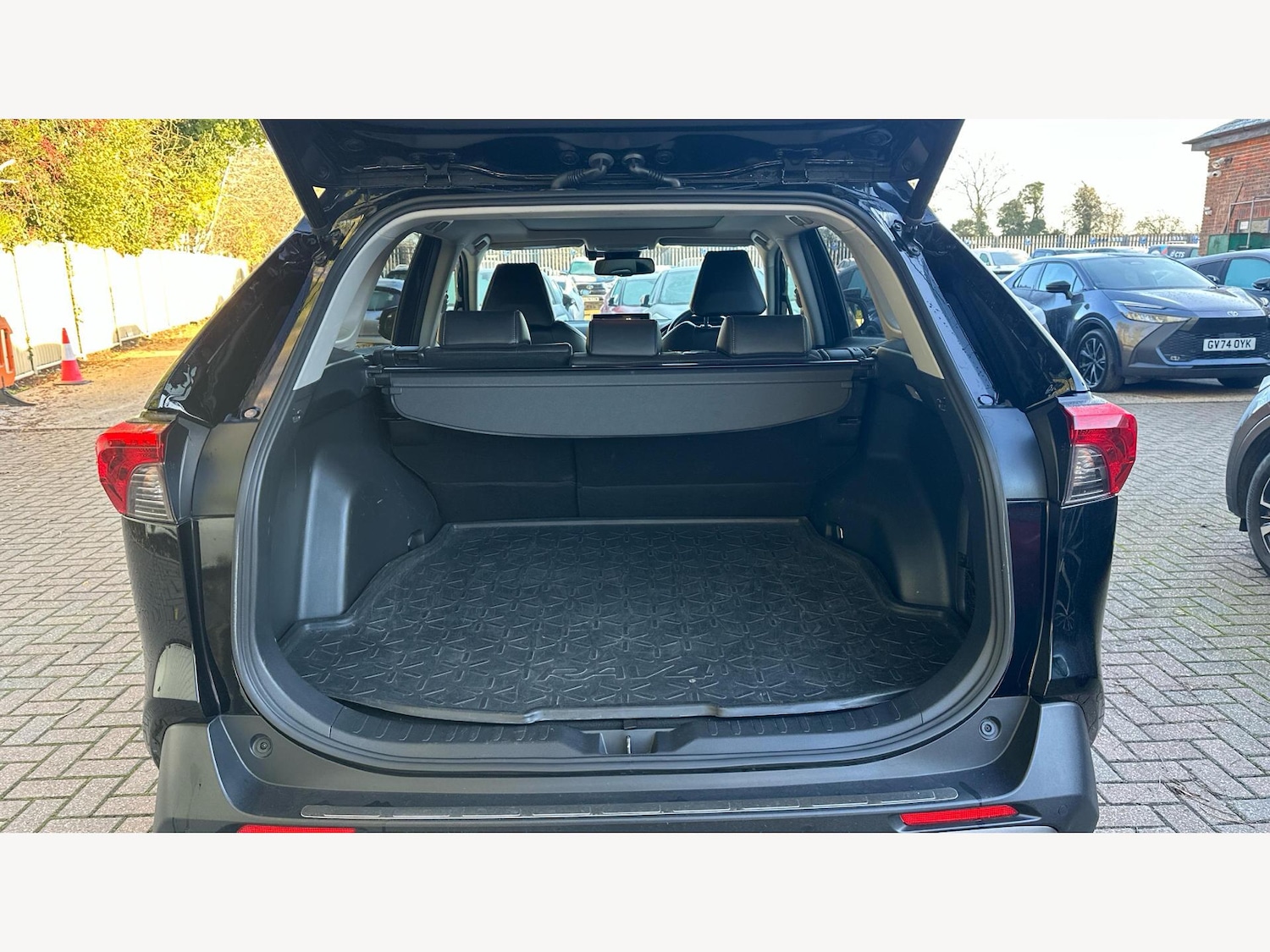 Used Toyota RAV4 2022 for sale - 76657279: Photo 16