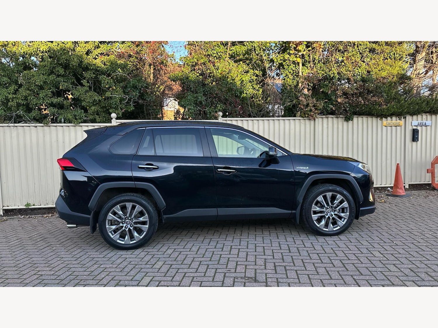 Used Toyota RAV4 2022 for sale - 76657279: Photo 18