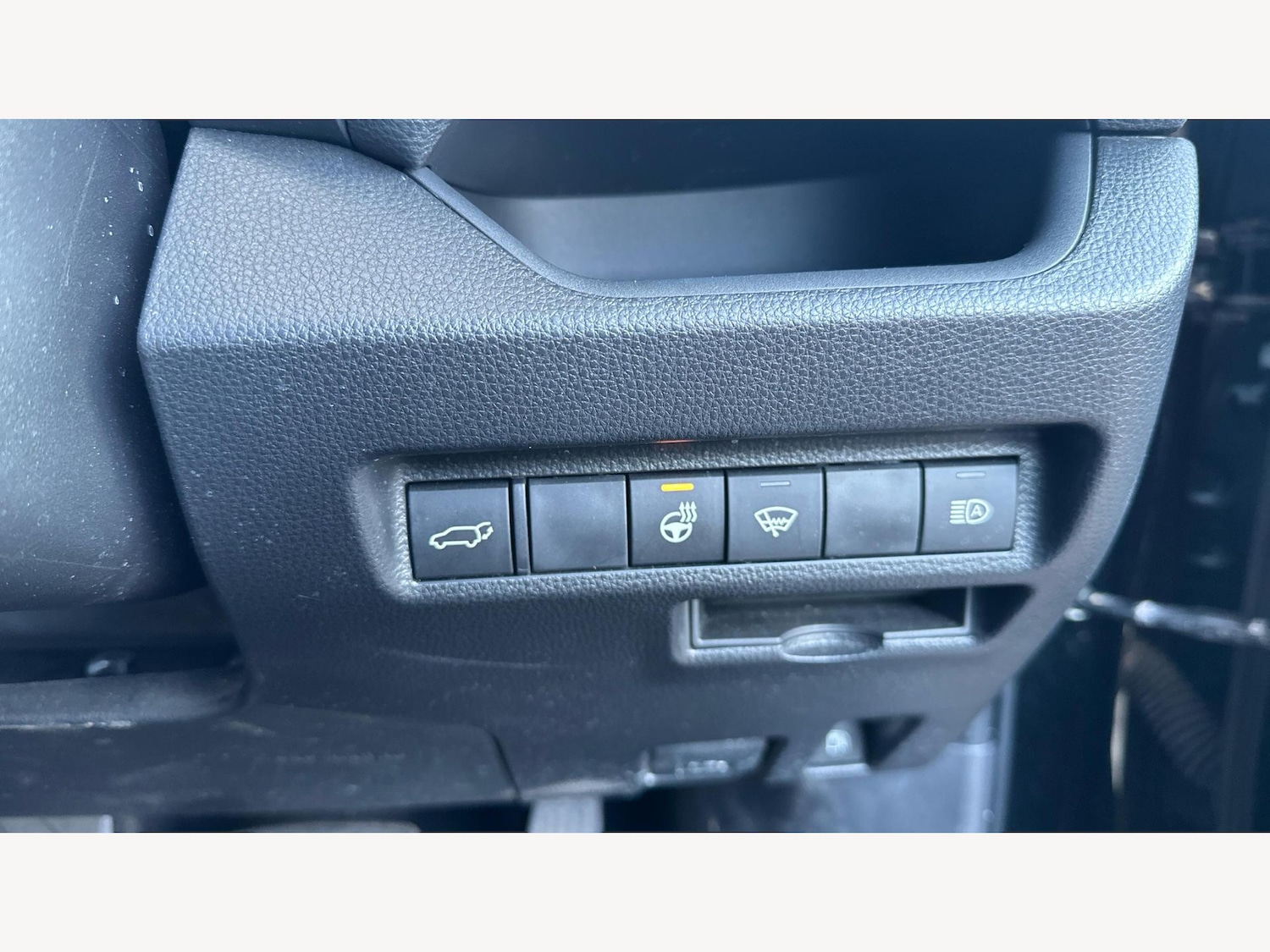 Used Toyota RAV4 2022 for sale - 76657279: Photo 27