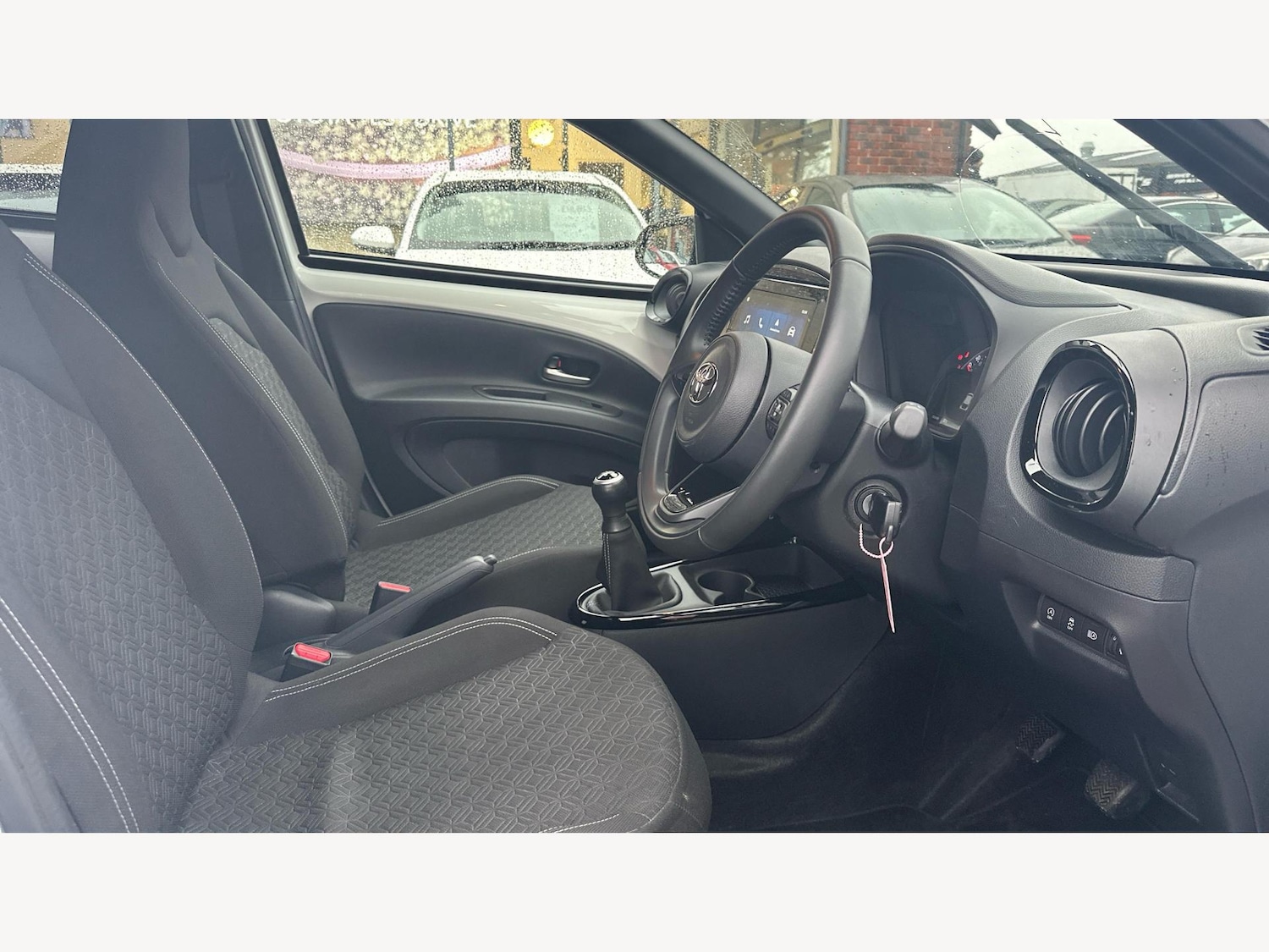 Used Toyota Aygo X 2024 for sale - 77305754: Photo 13