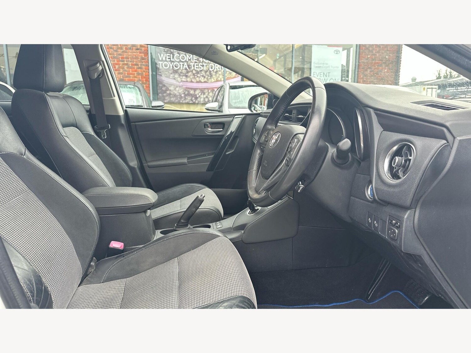 Used Toyota Auris for sale - 77468655: Photo 13