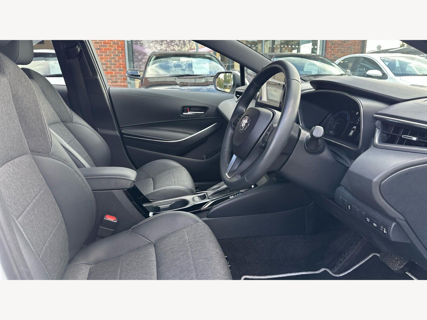 Used Toyota Corolla for sale - 77969777: Photo 13