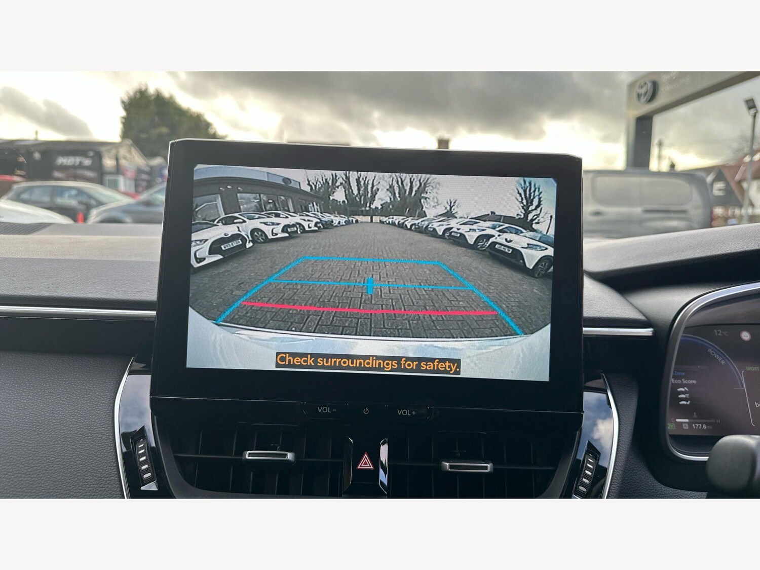 Used Toyota Corolla for sale - 77969777: Photo 25