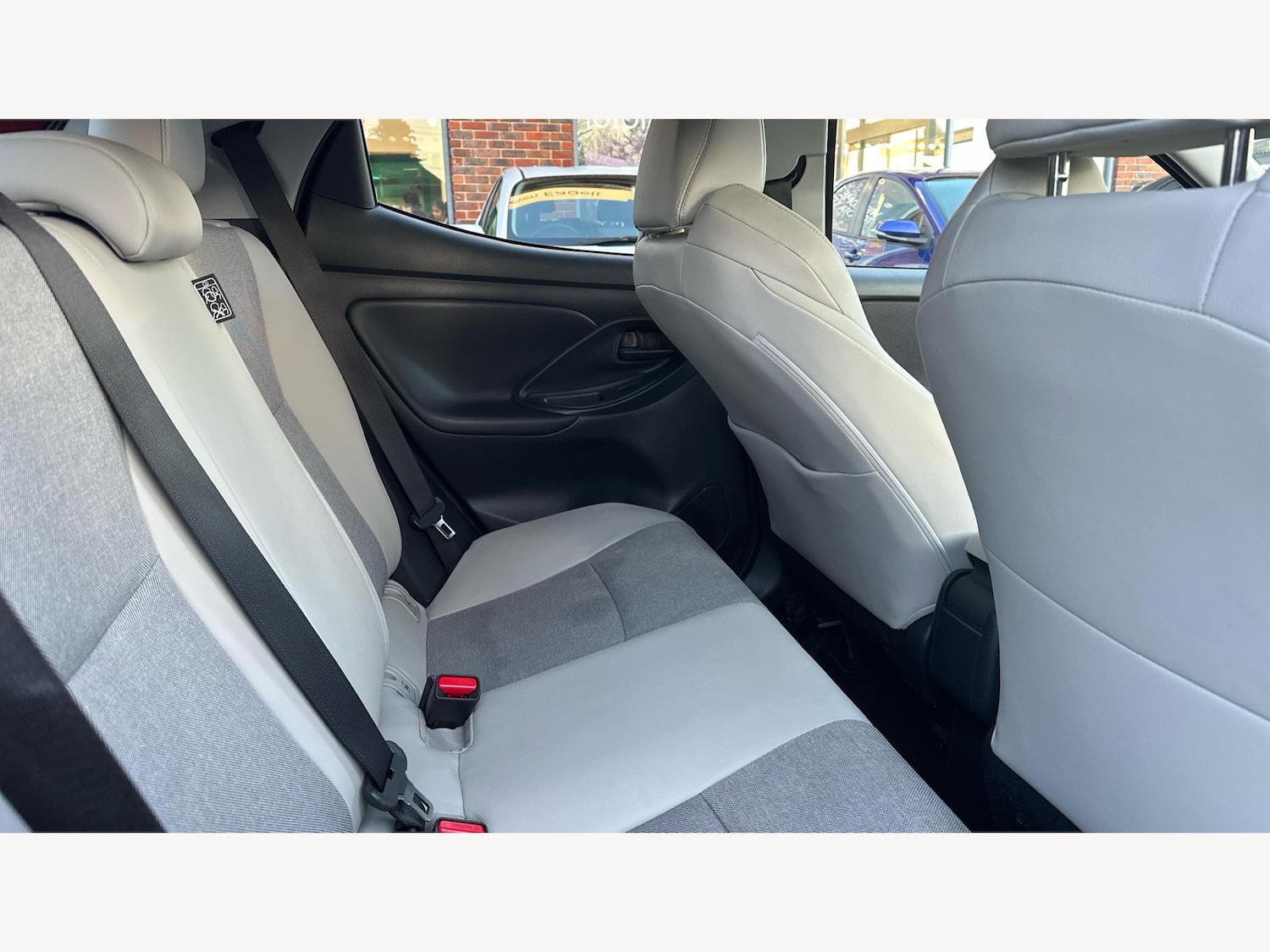 Used Toyota Yaris 2022 for sale - 77109669: Photo 14