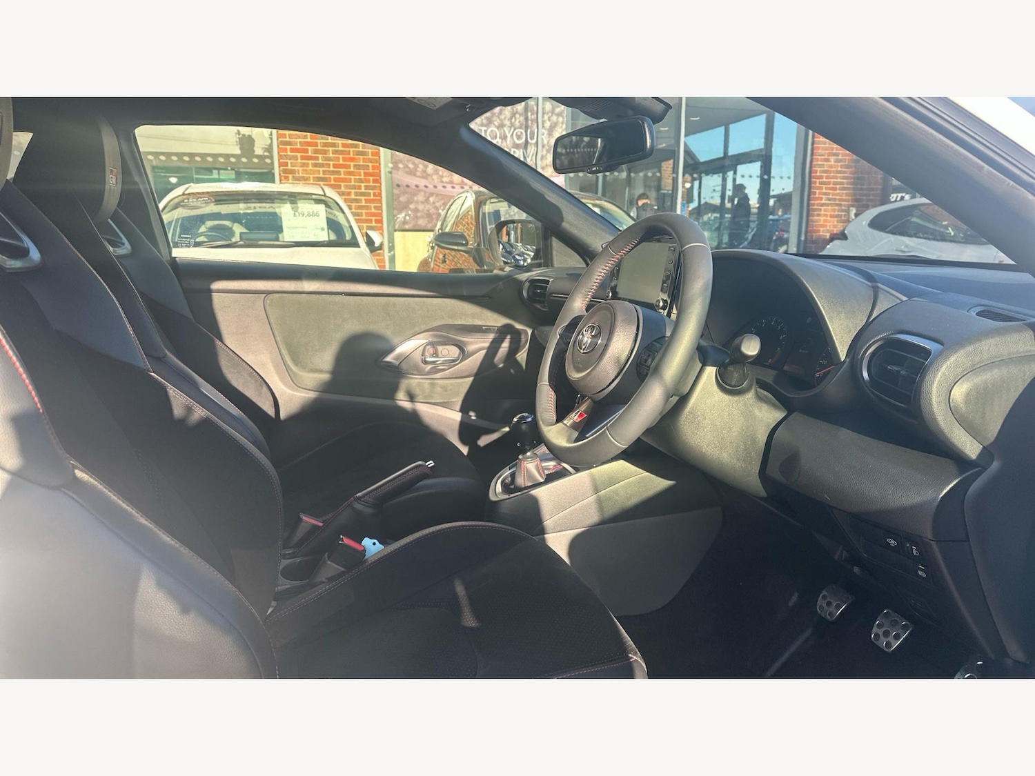 Used Toyota Yaris 2021 for sale - 78034145: Photo 13