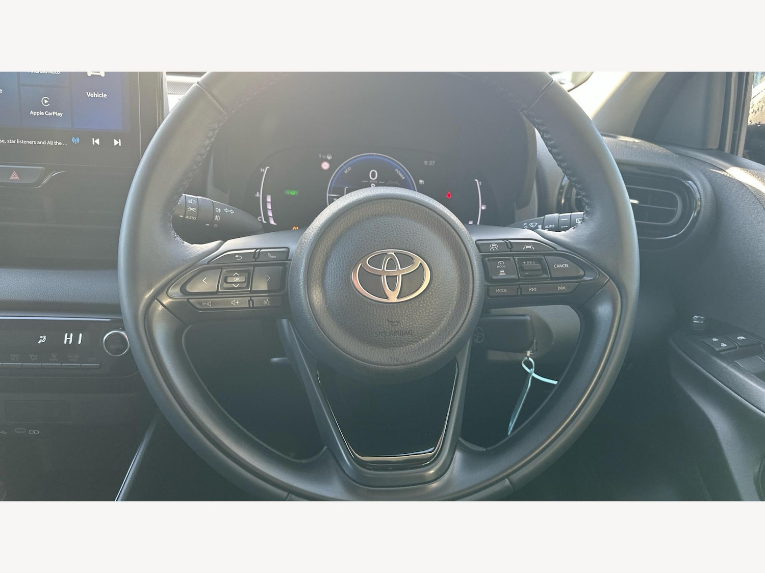 Used Toyota Yaris 2024 for sale - 77351699: Photo 10