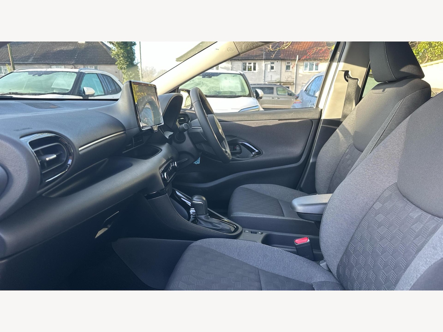 Used Toyota Yaris 2024 for sale - 77351699: Photo 12