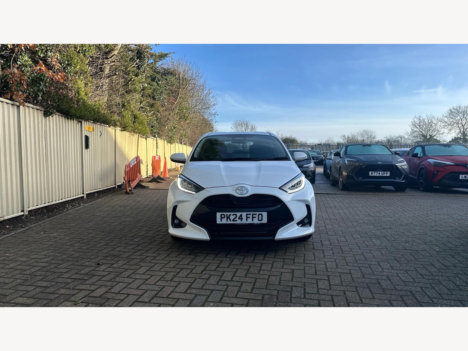 Used Toyota Yaris 2024 for sale - 77351699: Photo 17