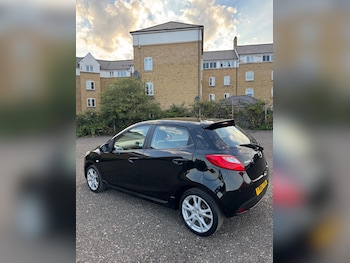 Used Mazda Mazda2 2010 for sale - 79160708: Photo