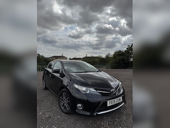Used Toyota Auris 2015 for sale - 79290399: Photo