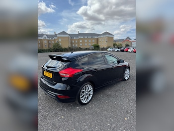 Used Ford Focus 2017 for sale - 79331834: Photo