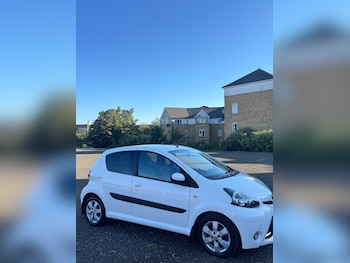 Used Toyota AYGO 2012 for sale - 79527544: Photo