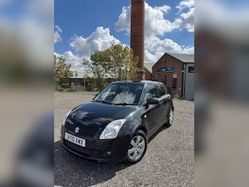 Used Suzuki Swift 2010 for sale - 79668705: Photo
