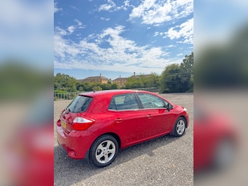 Used Toyota Auris 2010 for sale - 79324164: Photo