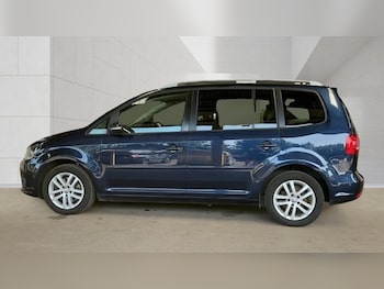 Used Volkswagen Touran 2013 for sale - 79047615: Photo