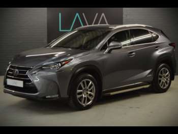 (17) - 2.5 300h Luxury E-CVT 4WD Euro 6 (s/s) 5dr