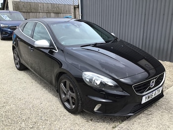 Used Volvo V40 2016 for sale - 79120279: Photo