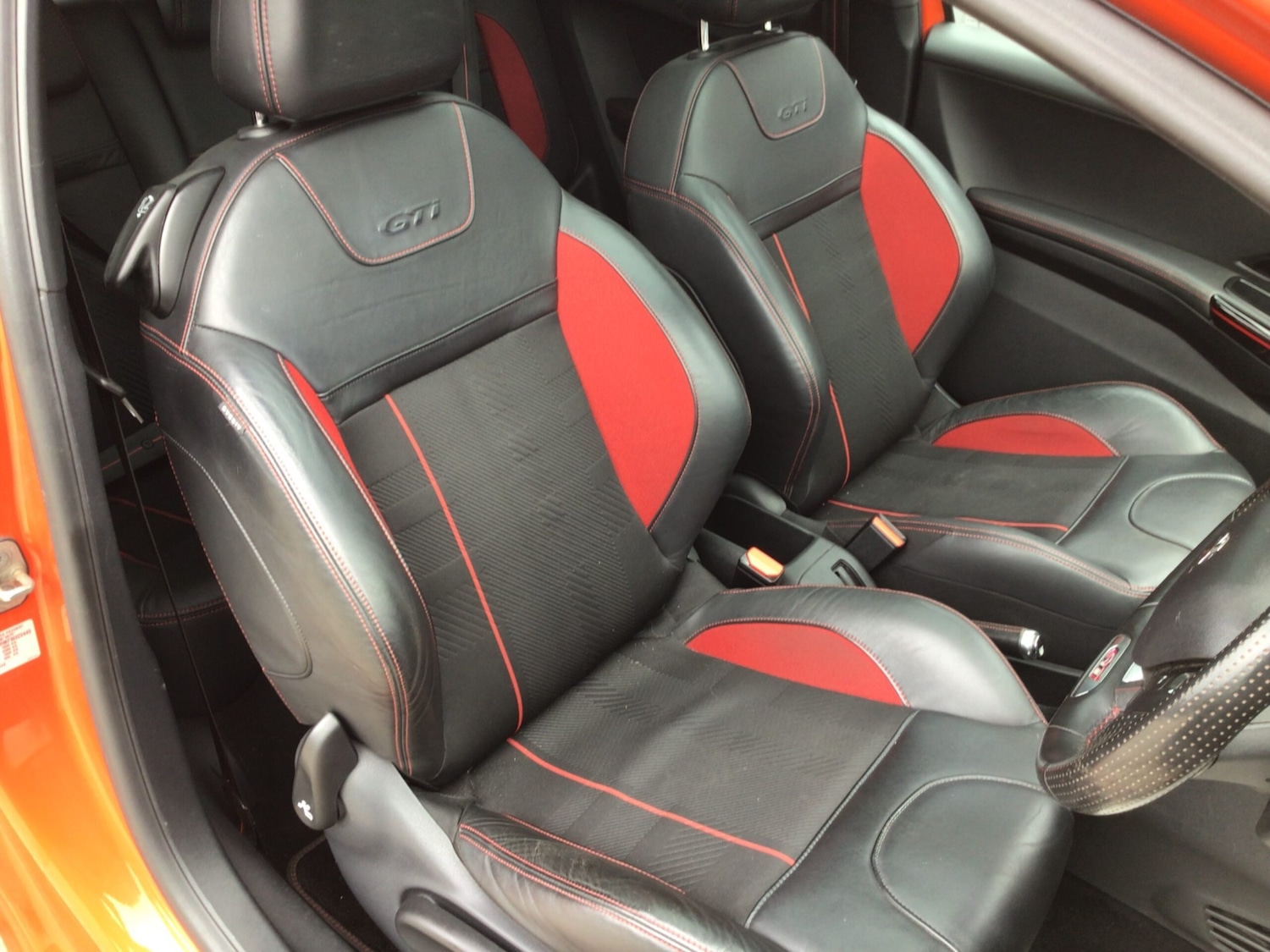 Used Peugeot 208 2015 for sale - 77968838: Photo 11