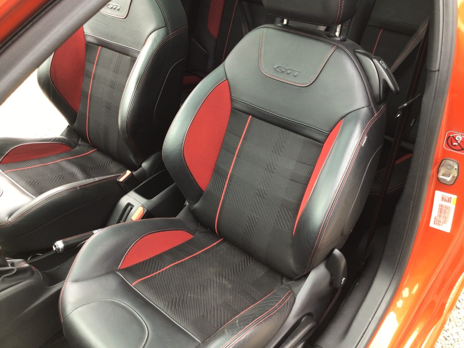 Used Peugeot 208 2015 for sale - 77968838: Photo 13