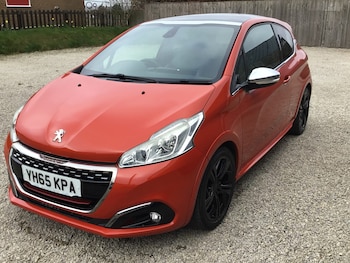 Used Peugeot 208 2015 for sale - 77968838: Photo
