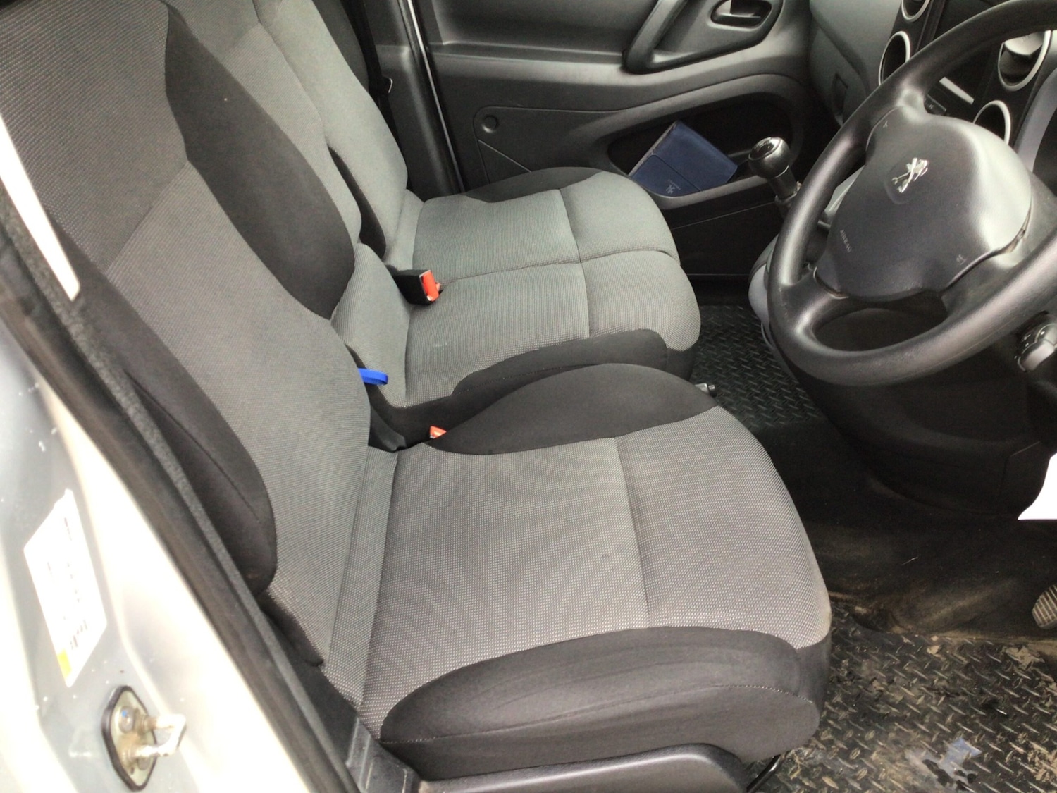 Used Peugeot Partner 2017 for sale - 77778548: Photo 12