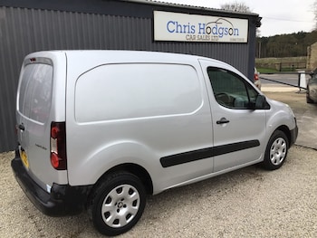 Used Peugeot Partner 2017 for sale - 77778548: Photo