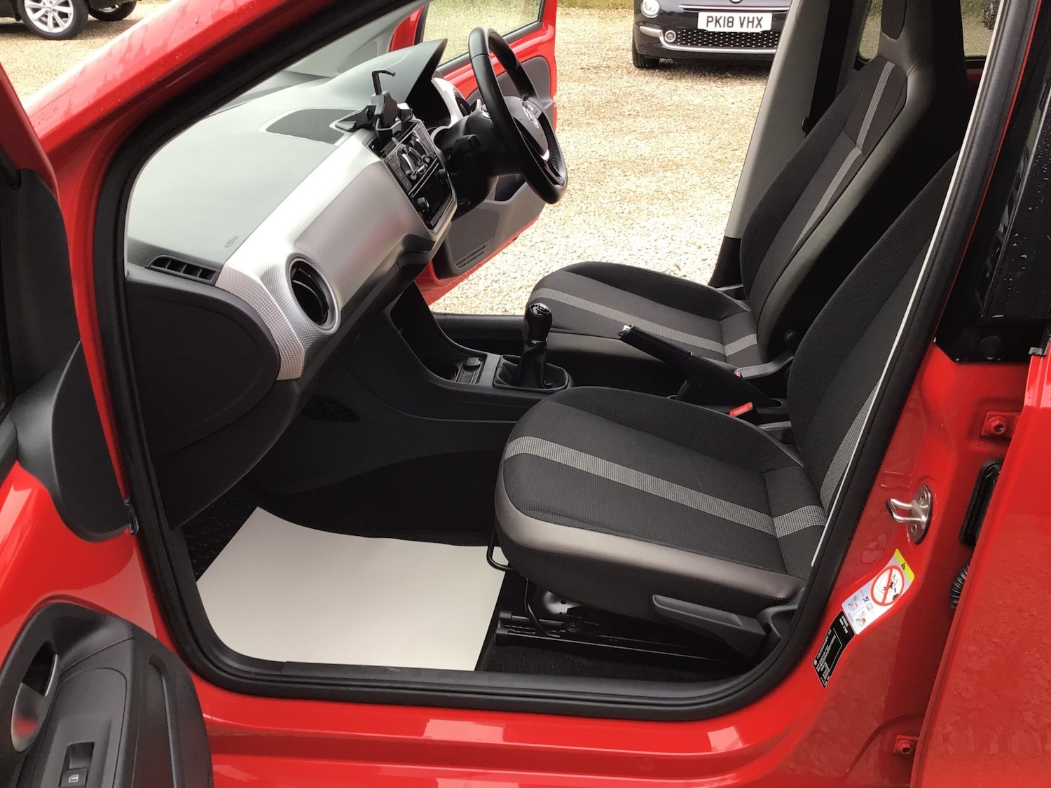 Used Volkswagen up! 2018 for sale - 77629402: Photo 15