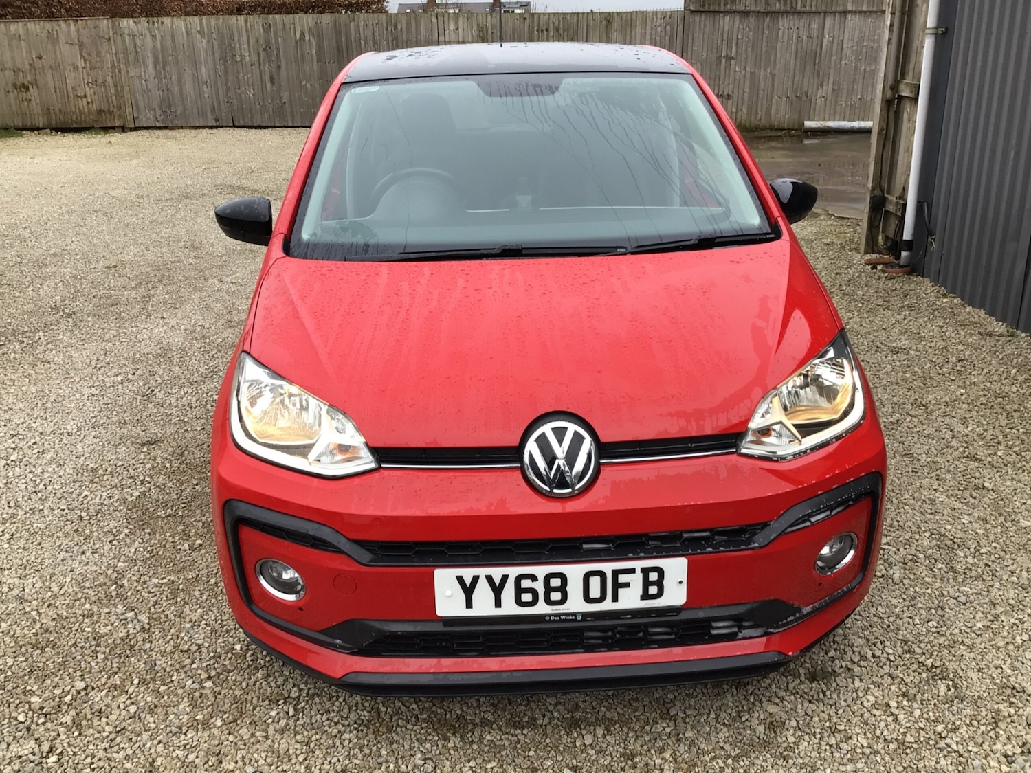 Used Volkswagen up! 2018 for sale - 77629402: Photo 2