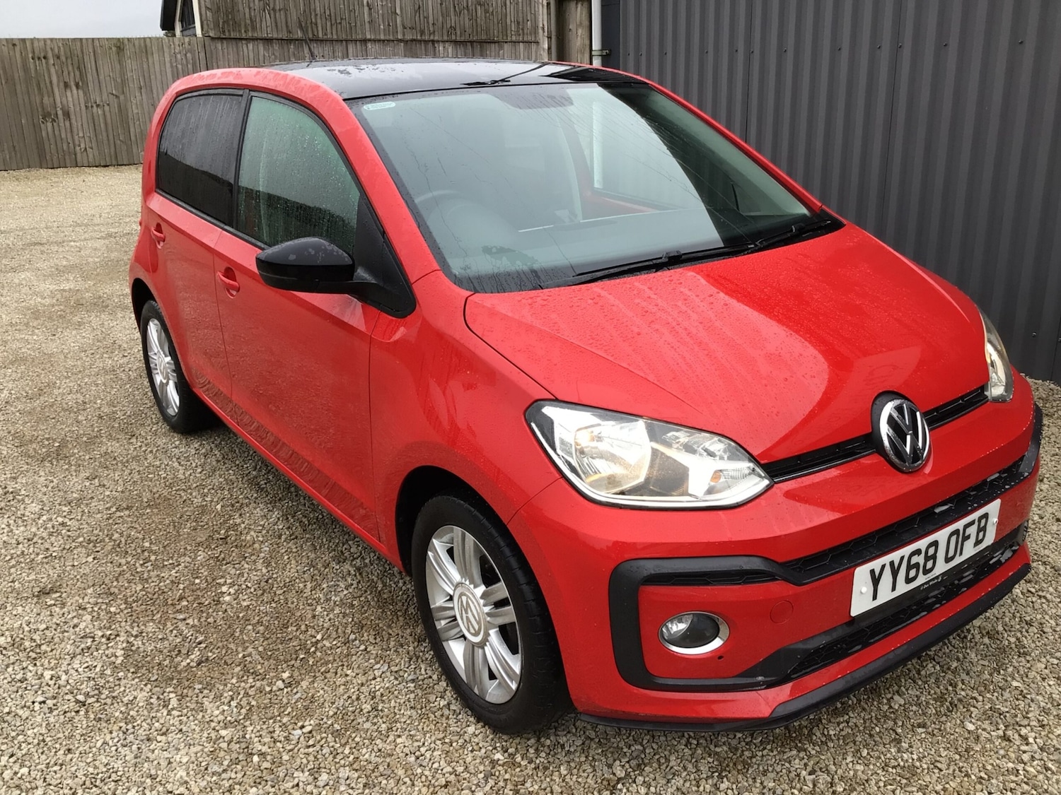 Used Volkswagen up! 2018 for sale - 77629402: Photo 3
