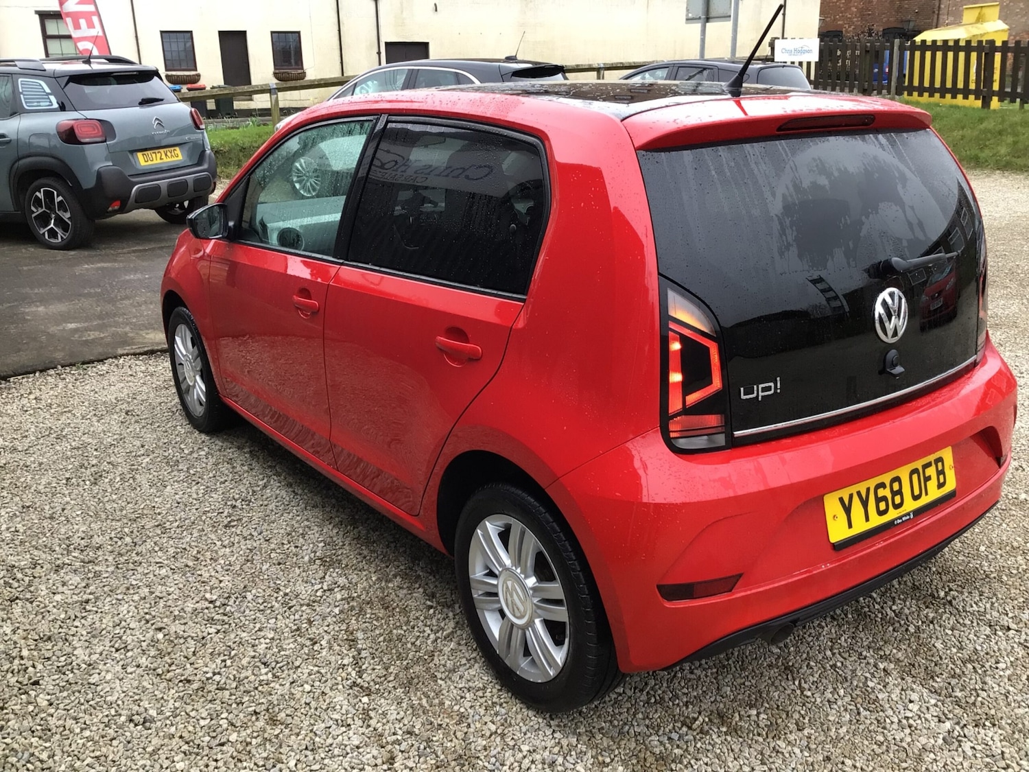 Used Volkswagen up! 2018 for sale - 77629402: Photo 6