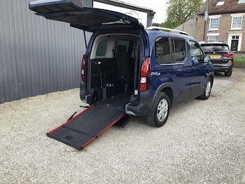 Peugeot Rifter feature image