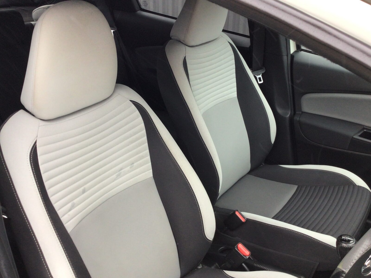 Used Toyota Yaris 2016 for sale - 77571043: Photo 11