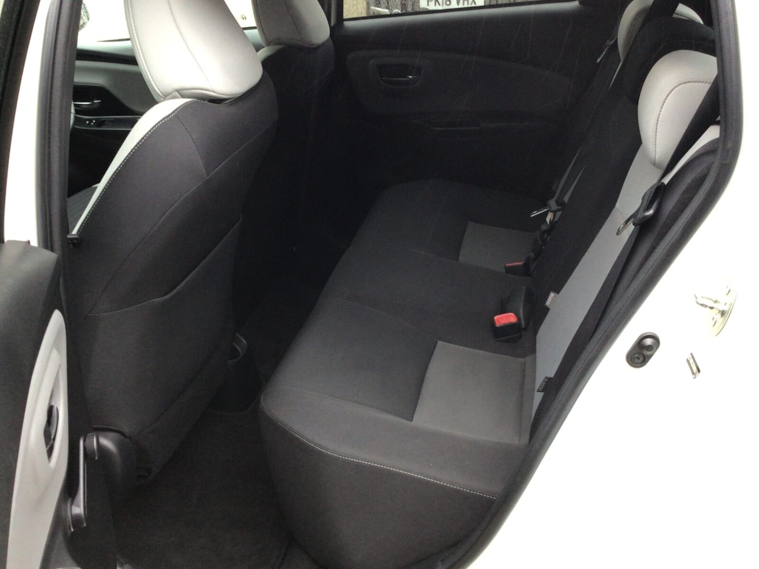 Used Toyota Yaris 2016 for sale - 77571043: Photo 15