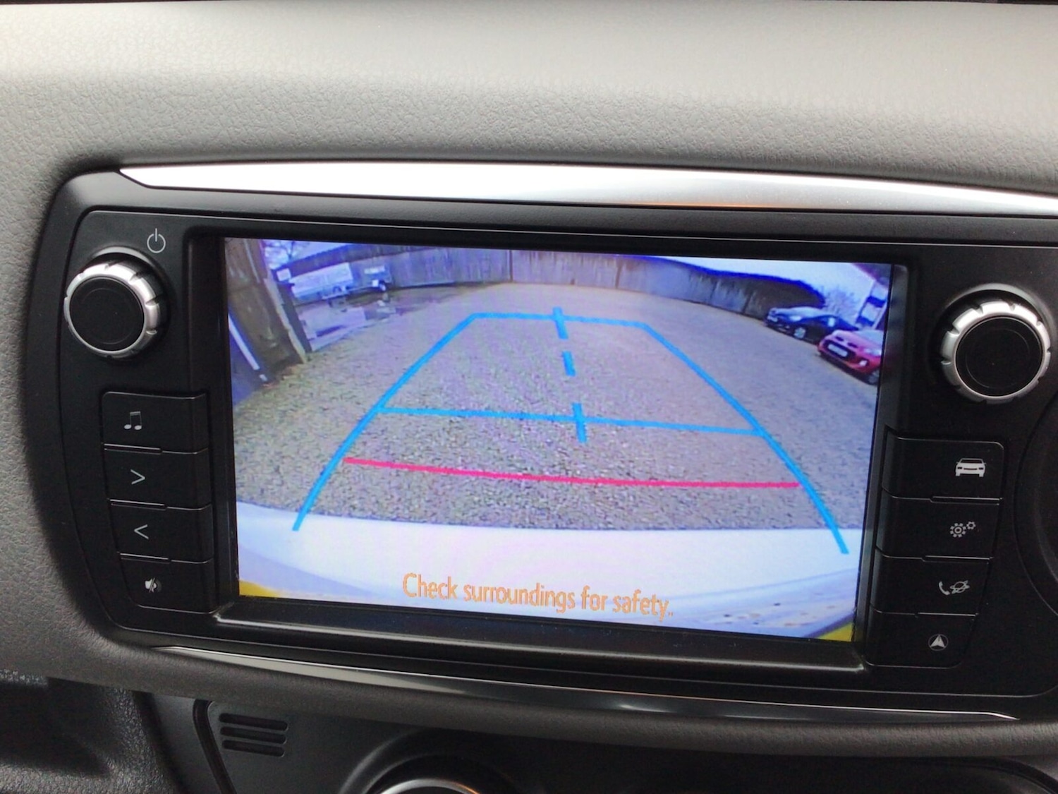 Used Toyota Yaris 2016 for sale - 77571043: Photo 16