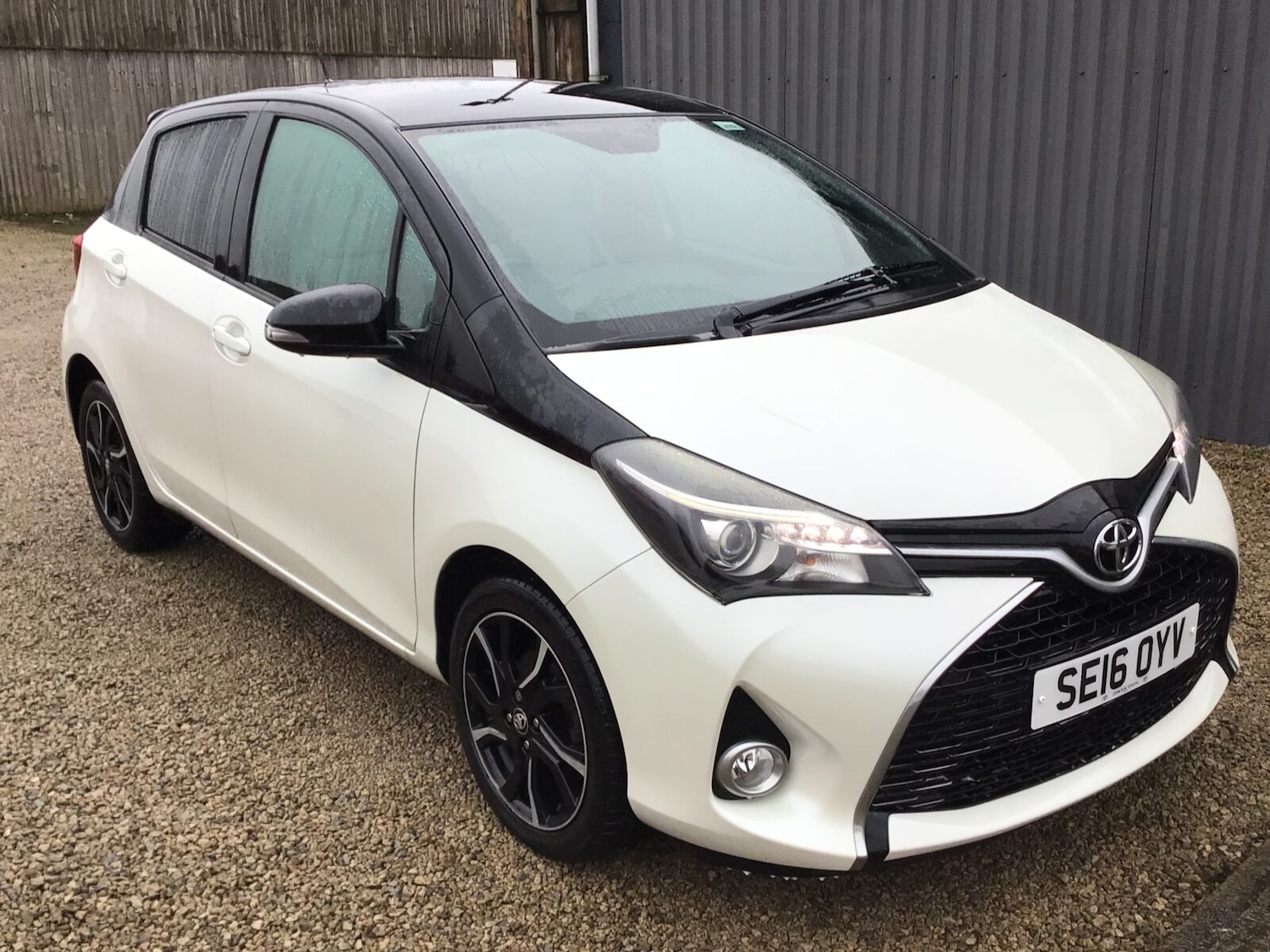 Used Toyota Yaris 2016 for sale - 77571043: Photo 3