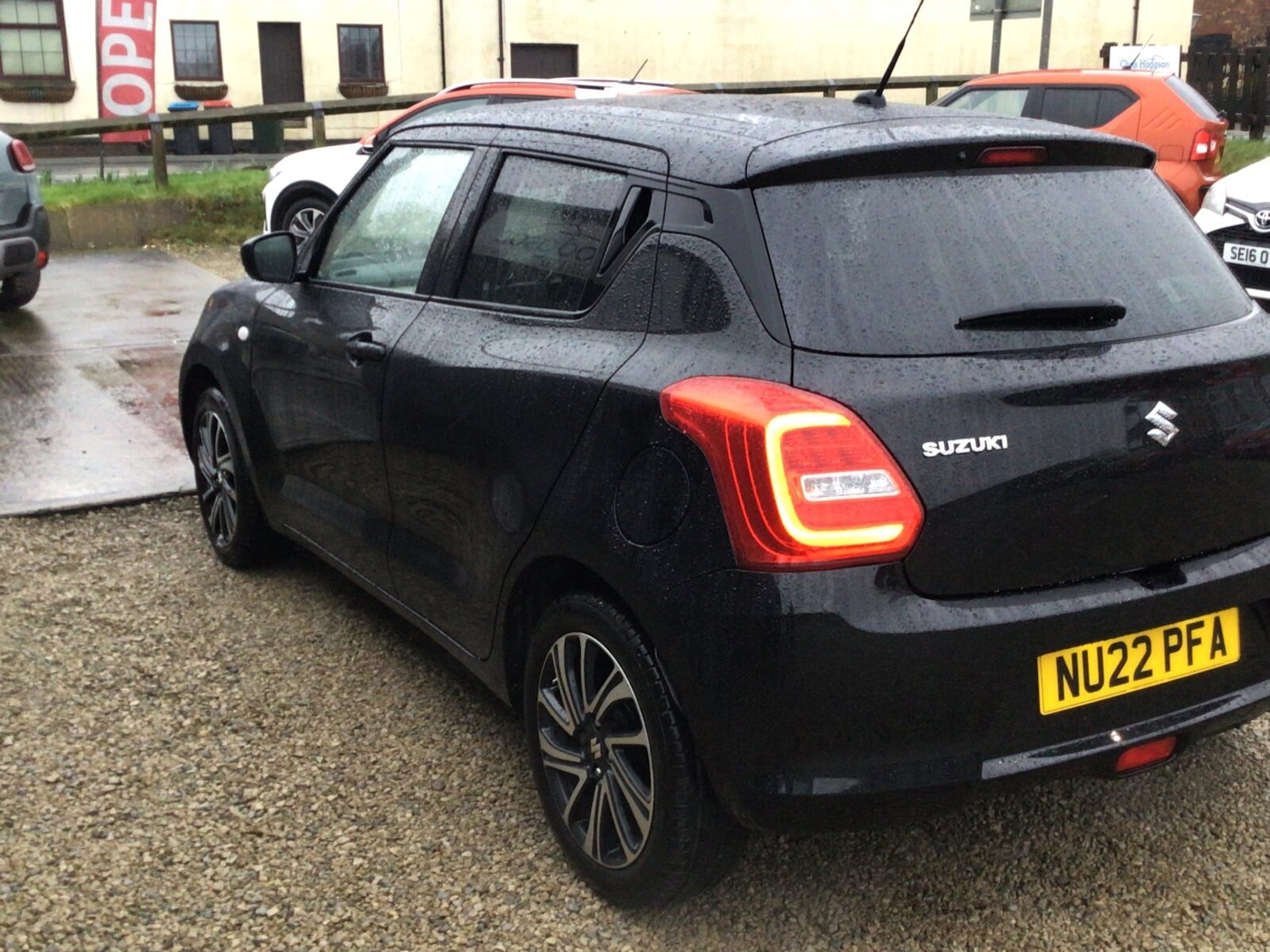 Used Suzuki Swift 2022 for sale - 77570897: Photo 6