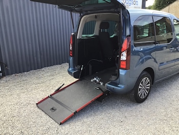 Used Peugeot Partner Tepee 2017 for sale - 78938818: Photo
