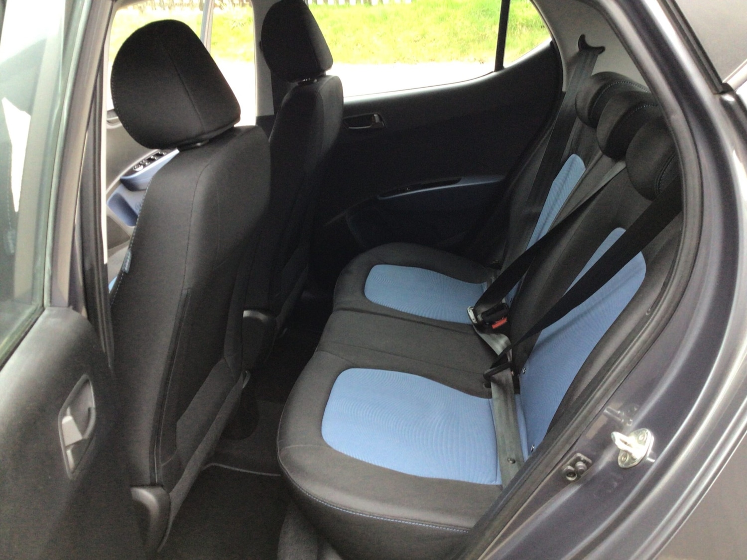 Used Hyundai i10 2015 for sale - 77990428: Photo 15