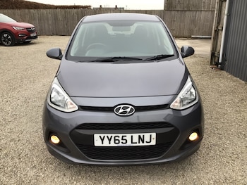 Used Hyundai i10 2015 for sale - 77990428: Photo
