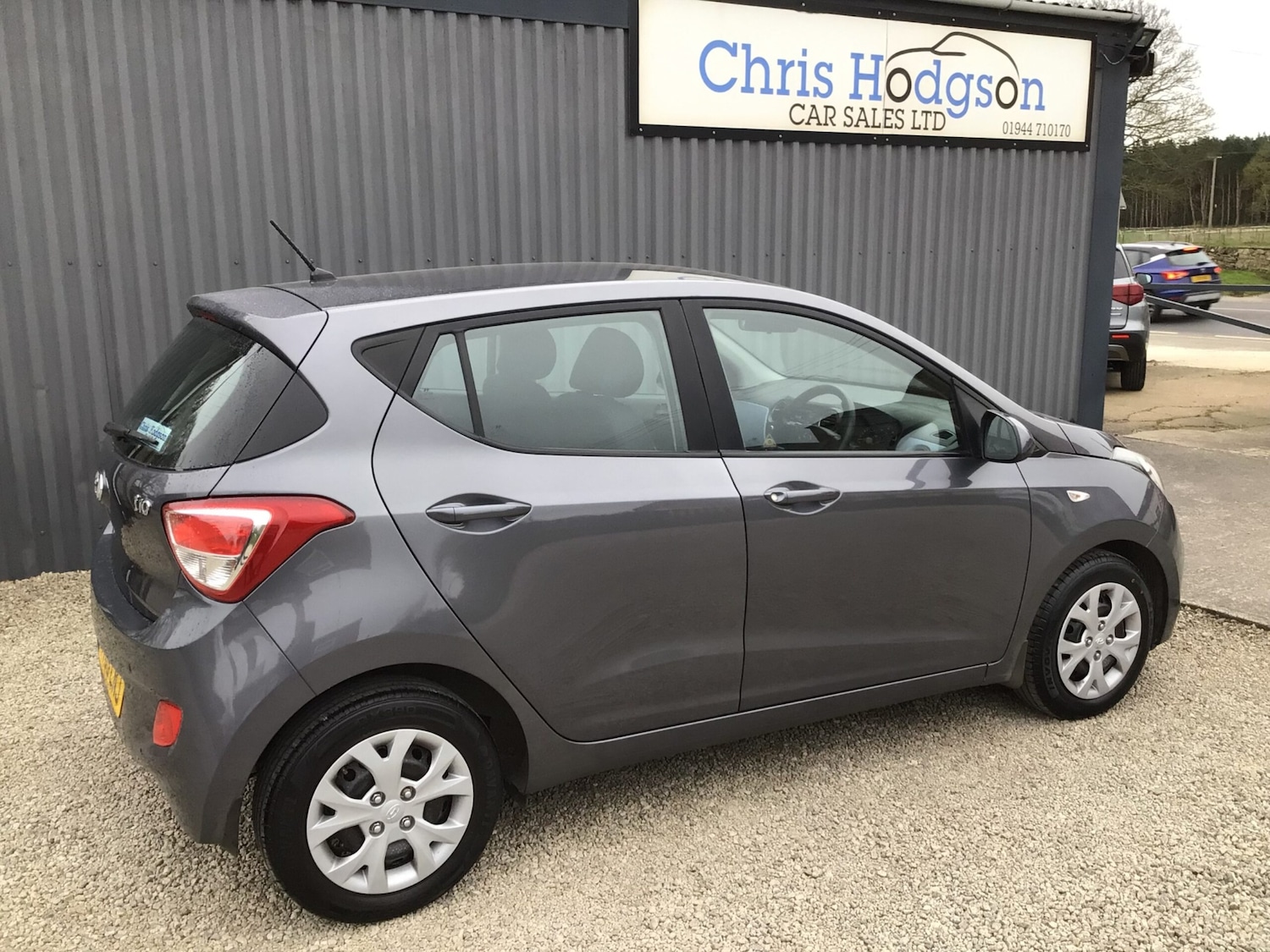 Used Hyundai i10 2015 for sale - 77990428: Photo 4