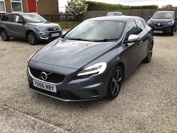 Used Volvo V40 2016 for sale - 78598987: Photo