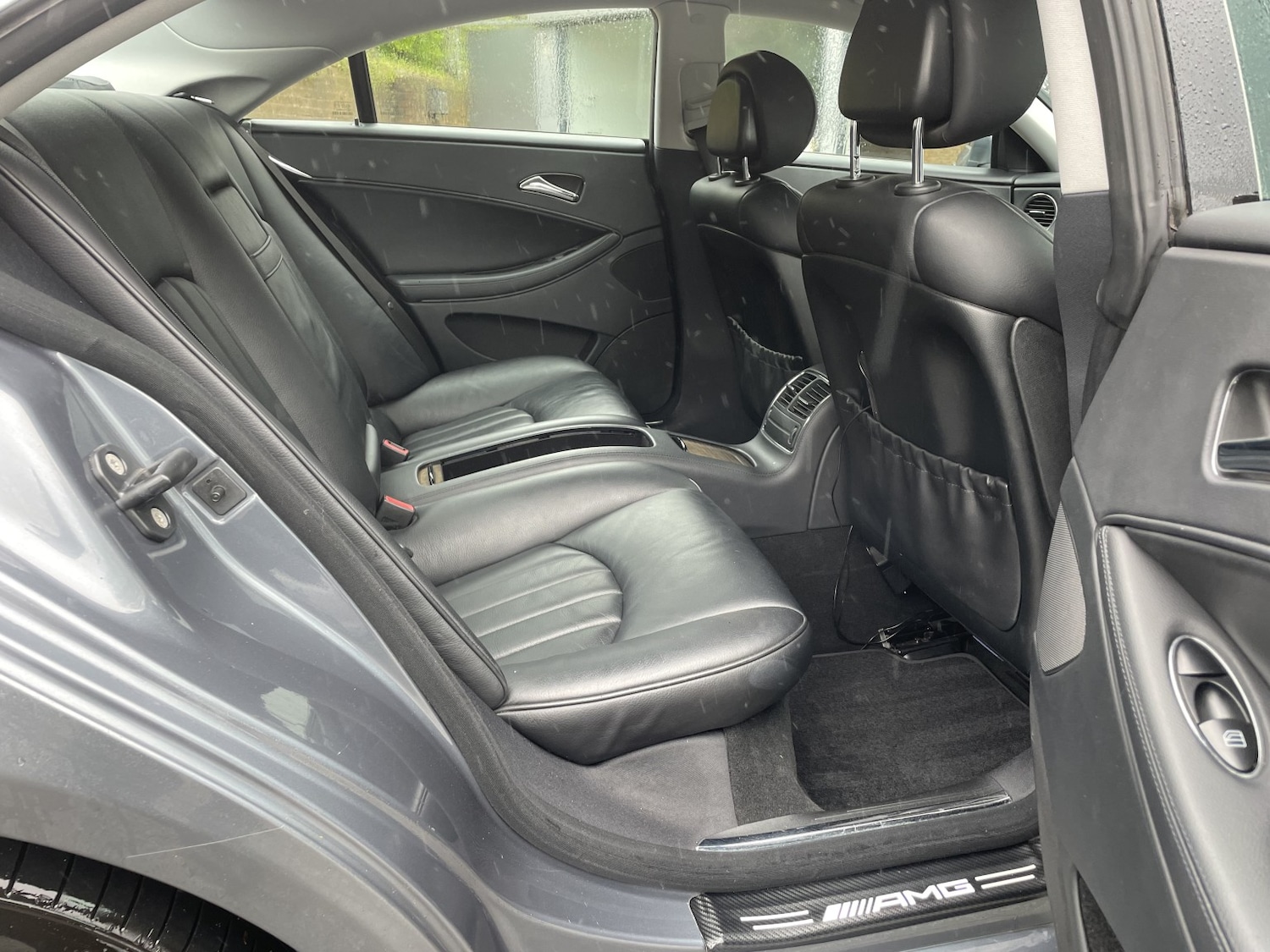 Used Mercedes-Benz CLS 2010 for sale - 78045532: Photo 3