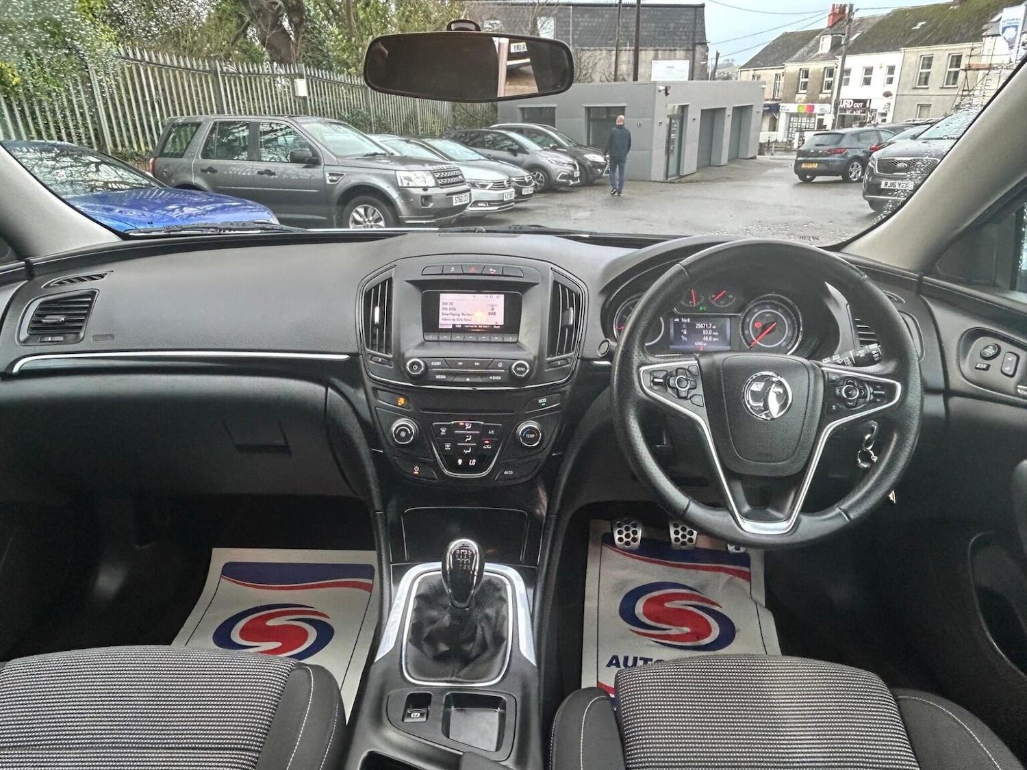 Used Vauxhall Insignia 2015 for sale - 77465137: Photo 6