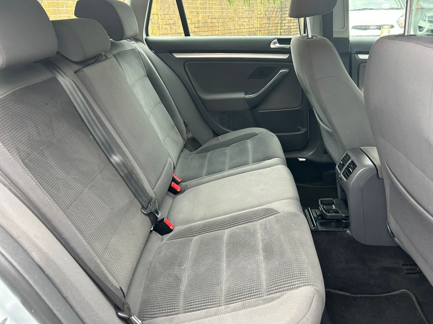 Used Volkswagen Golf 2009 for sale - 77525665: Photo 3