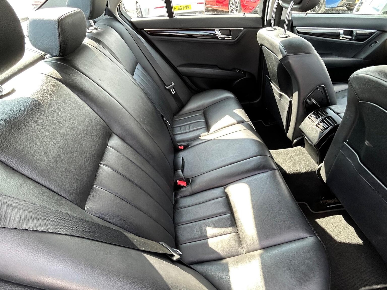 Used Mercedes-Benz C Class 2009 for sale - 77465196: Photo 3