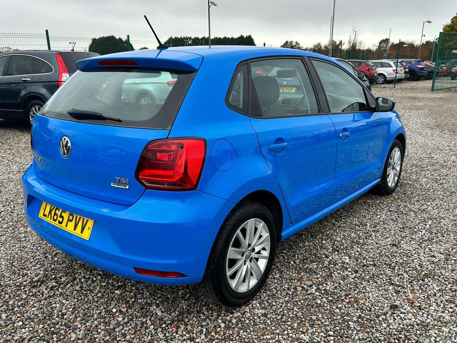 Used Volkswagen Polo 2015 for sale - 77465198: Photo 8